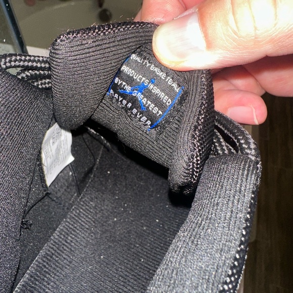 Jordan 11 “SpaceJam” - Picture 3 of 6